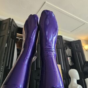 100% Real Latex Metallic Purple Socks